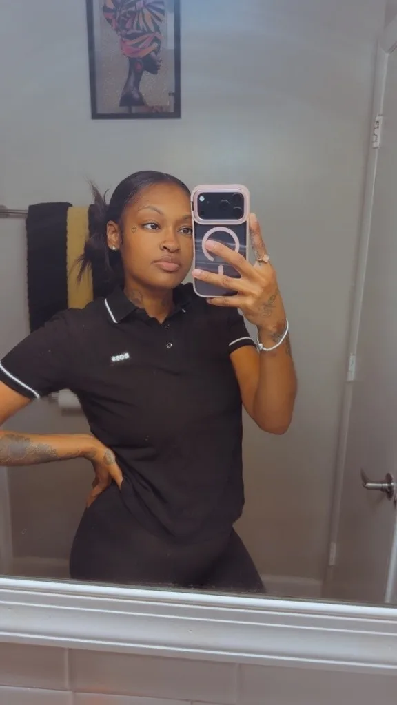 Sweet, Flirty & Ready to Have a Great Time Hey handsome I’m a fun, confident, and affectionate woman who loves good vibes, great conversation, and a little chemistry - Photo 1 | Escort in Western Illinois