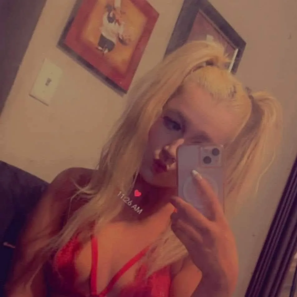 TRAVELING CATCH ME WHILE IM IN TOWN 🫦Cum play 🫦Outcall content and video calls 🫦 - Photo 7 | Escort in Mattoon