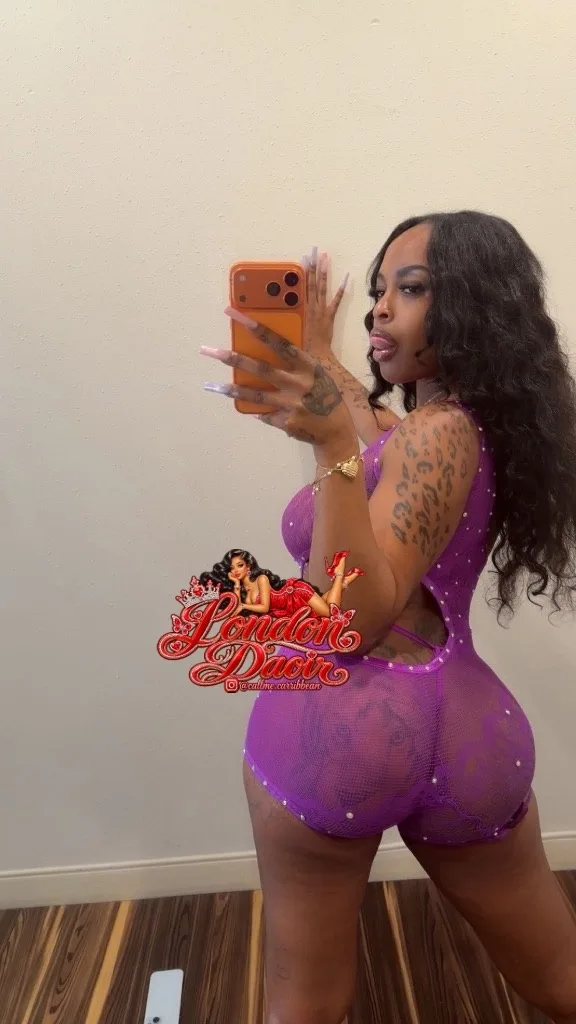 120$ qv specail and 400 hour soecail Barbie Girl Available for incalls & outca And FaceTime shows - Photo 6 | Escort in Springfield