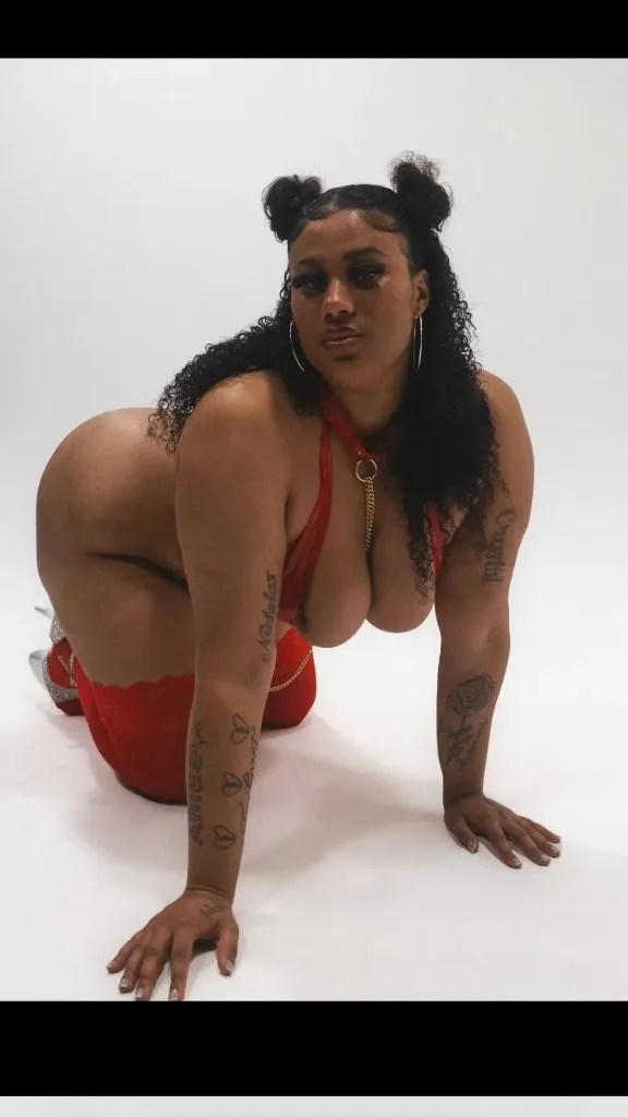 ✨ONE NIGHT ONLY✨Curvy Latina 🥵 WET TIGHT PUSSY 💦 Make me squirt 🫦💦 Clean Risk Free Fun 😈😘 Professional Throat GOAT 😈😌