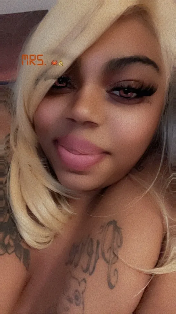 BIG MAMA‍ AVAILABLE NOW - Photo 1 | Escort in YOUR PLACE