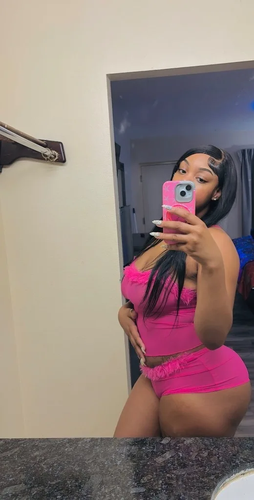 DOLTON COME SEE ME OUTCALLS INCALLS FTSHOWS - Photo 2 | Escort in Chicago