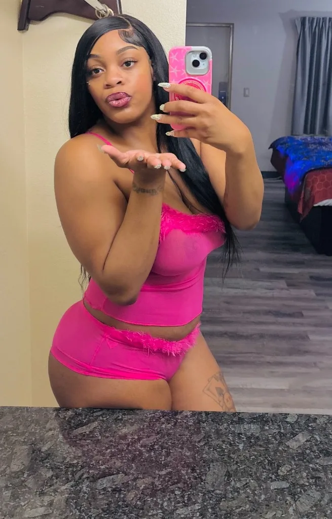 DOLTON COME SEE ME OUTCALLS INCALLS FTSHOWS - Photo 3 | Escort in Chicago