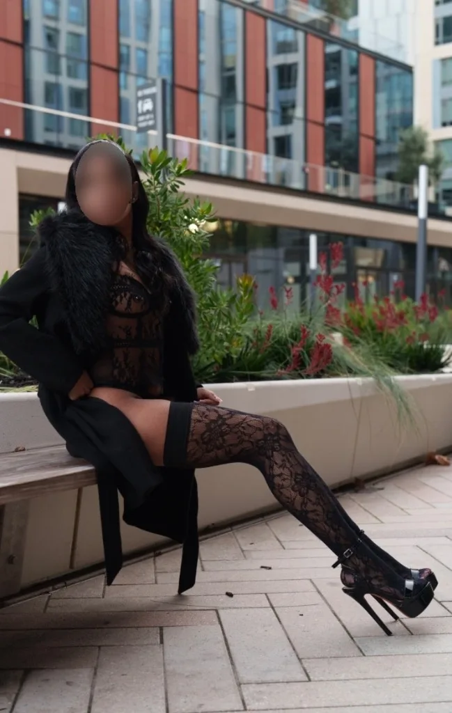 HIGH END NURU MASSEUSEINCALL AND OUTCALL - Photo 10 | Escort in SCHAUMBURG
