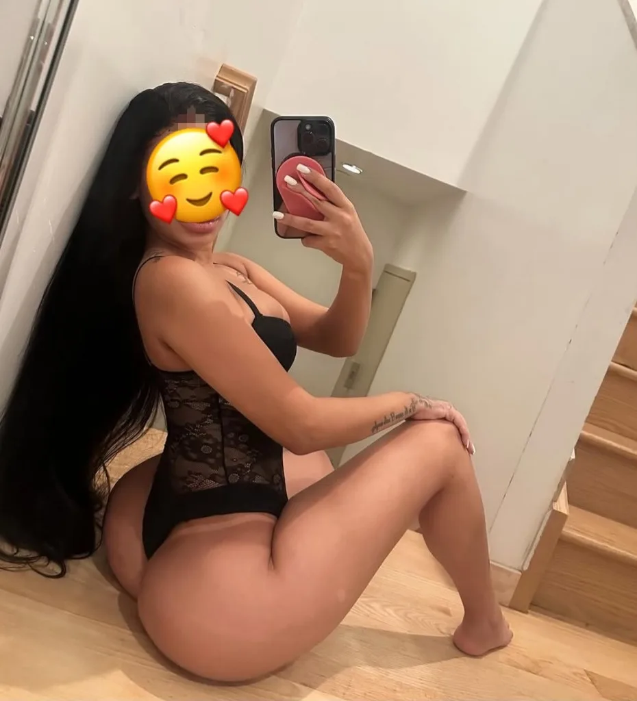 SEXI HOT LATINAHOT AVAILABLE 24/7 - Photo 1 | Escort in Chicago