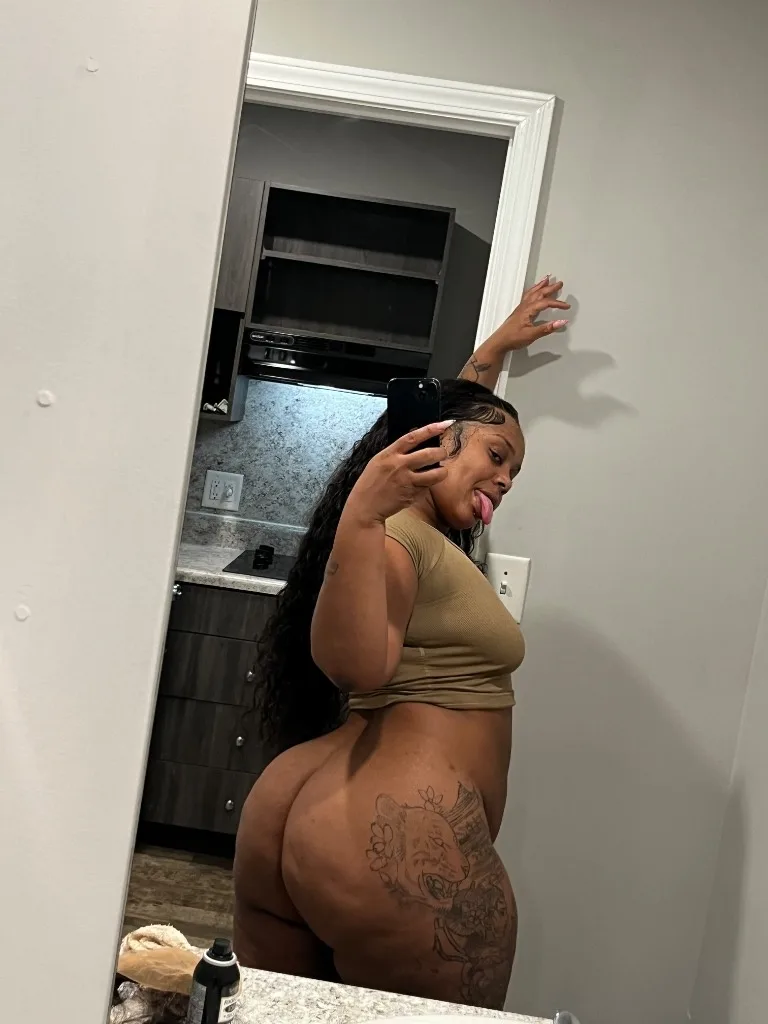 come fuck the shit out of me - Photo 4 | Escort in Lansing