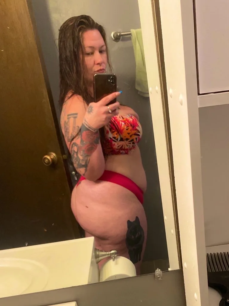 Don't get addicted Nikkygreeneyes - Photo 4 | Escort in Bolingbrook
