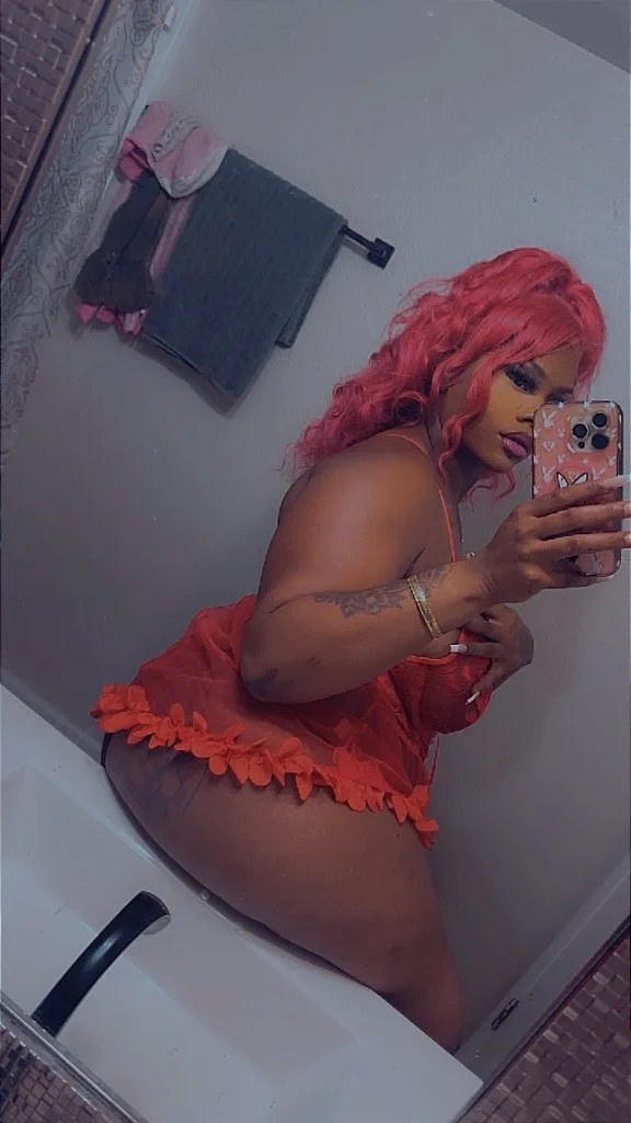 HYDE PARK CARDATES & OUTCALLS - Photo 2 | Escort in 51st & cottage