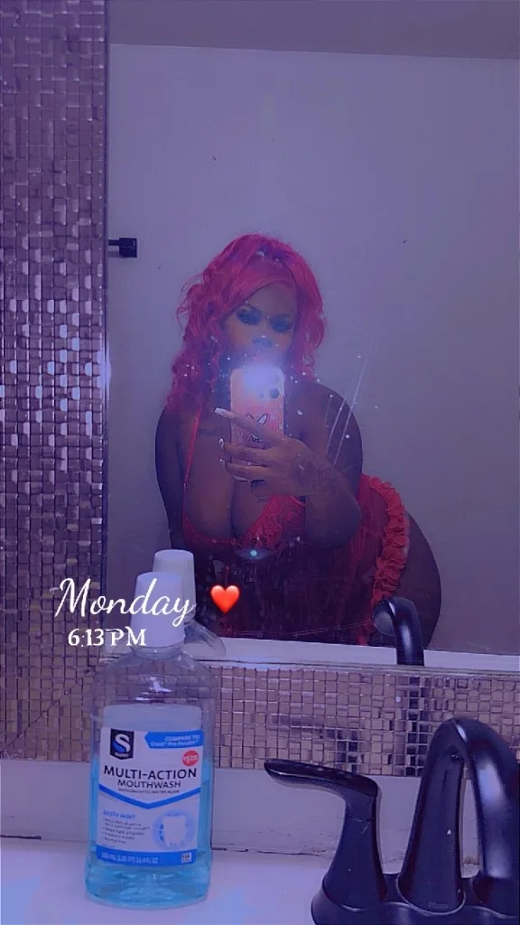 HYDE PARK CARDATES & OUTCALLS - Photo 4 | Escort in 51st & cottage