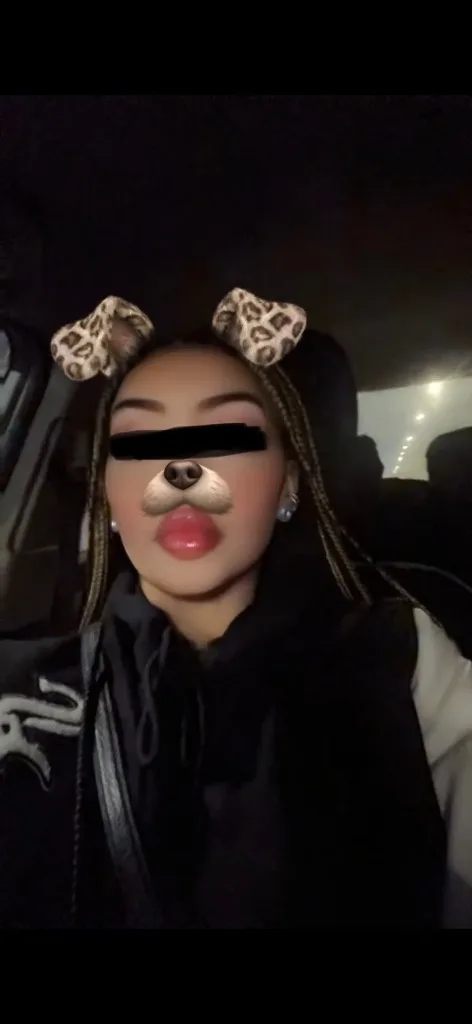 read all about me - Photo 10 | Escort in Chicago