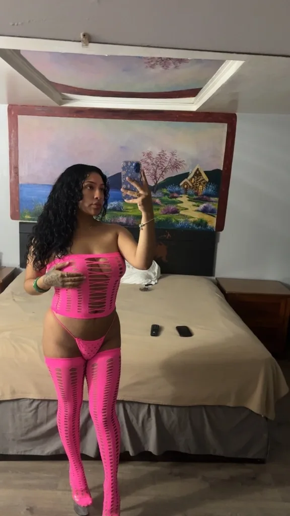 CUM ENJOY YOUR FAVORITE LATINA DON'T MISS OUT AN EXPERIENCE YOU DON'T WANT TO MISS - Photo 2 | Escort in Incalls (Downtown) Outcalls ( All Surrounding Areas)