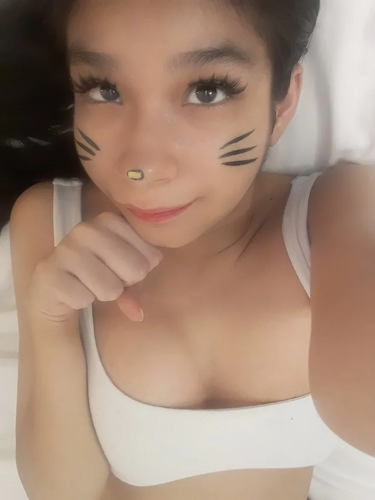 petite + cute + spoiled 🩷