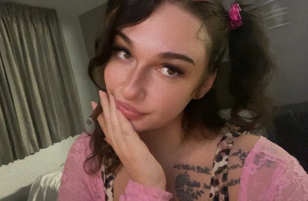 2 girl specials ‍‍ Come get lucky Get ahold of me to fulfill all your secret fantasies 🤭🫣🤫 Fat ass, pretty face, pretty toes 🩷 Tatted and sweet, slim thick, busty playmate come - Photo 3 | Escort in Chicago