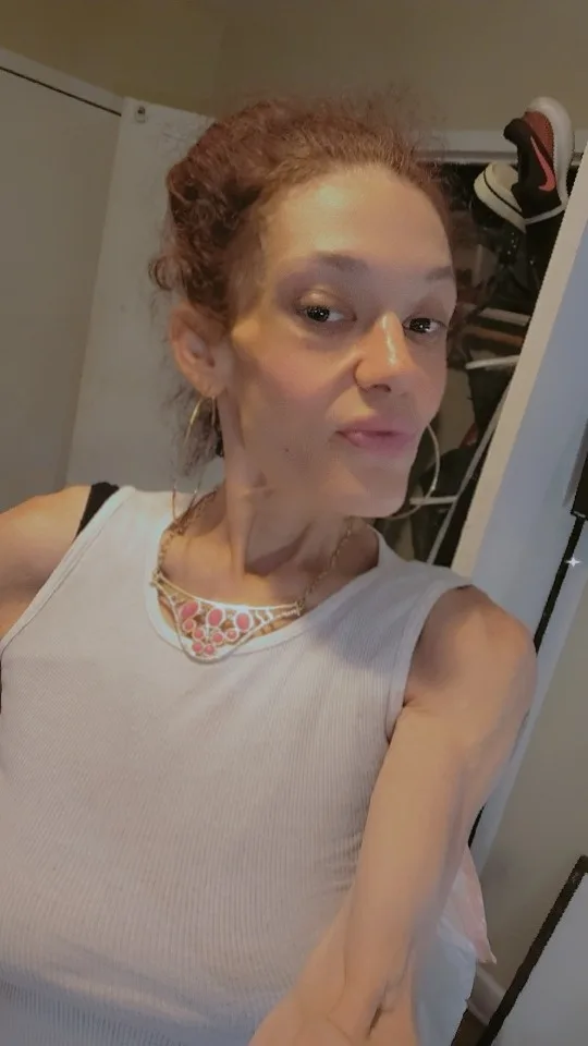 Pretty Latina milf on the Northsideguaranteed good time - Photo 7 | Escort in Northside