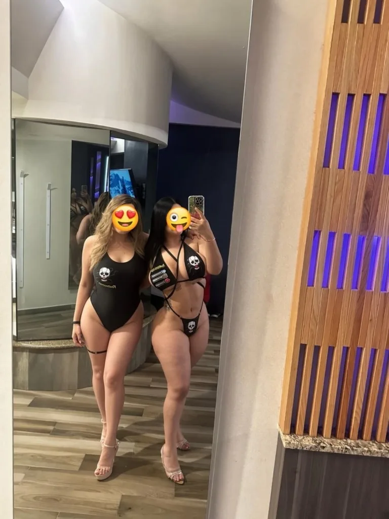 New girls available now - Photo 2 | Escort in Schiller park