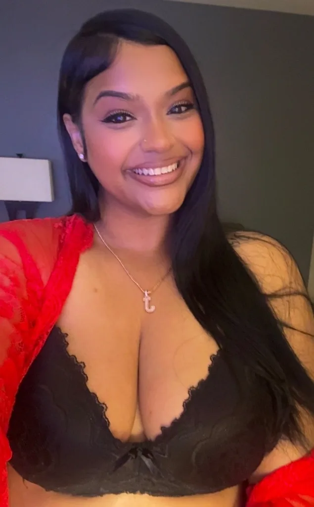 I✨N✨D✨I✨A✨N🌹💯%REAL CURVY BROWN BOMBSHELL🔥 иαтυrαℓ BODY💦 i Speak HiNDi‼ ♥🎀