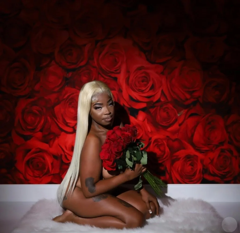 Over East OUTCALLS Available 24/7 Pretty Pink Wet Pussy DEEP THROAT No Gag Guranteed To Make You Buss READY NOW - Photo 3 | Escort in Stony Island Ave