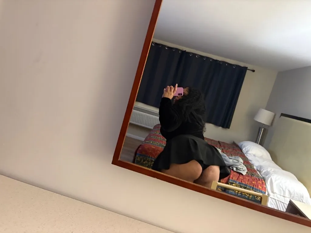 Sexy Redbone Outcalls Only - Photo 5 | Escort in Chicago