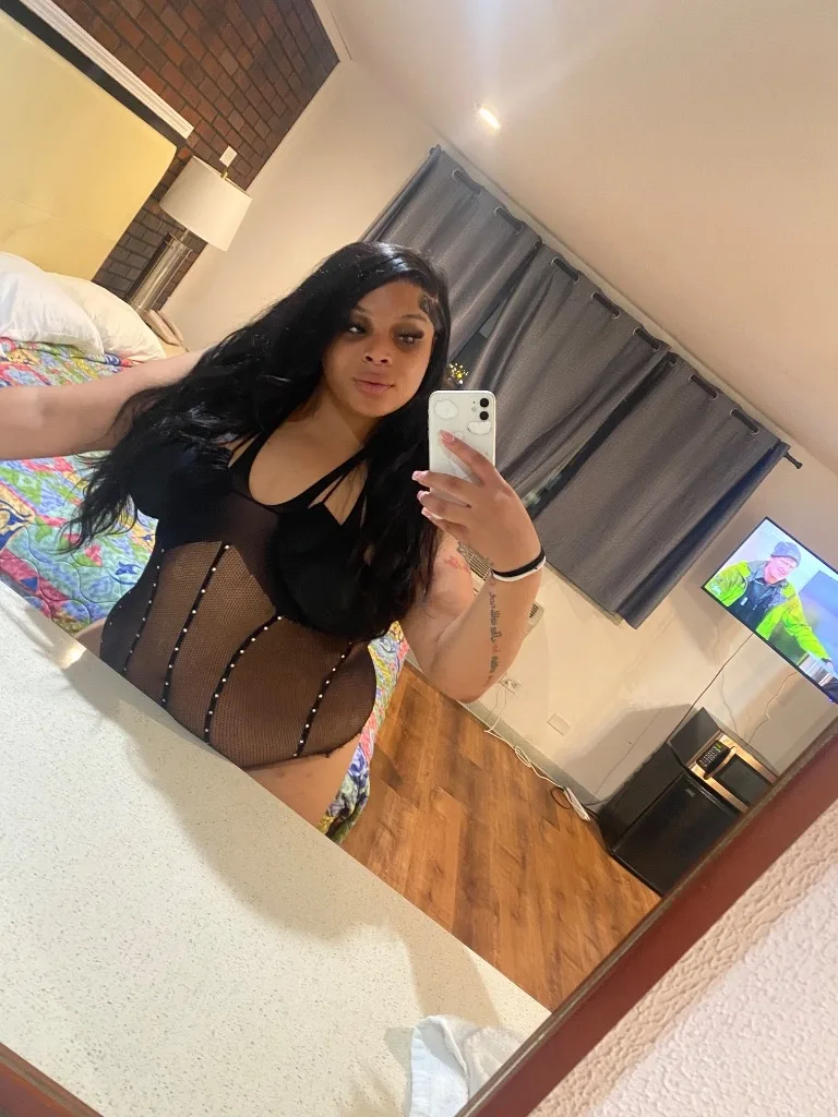 Sexy Redbone Outcalls Only - Photo 7 | Escort in Chicago