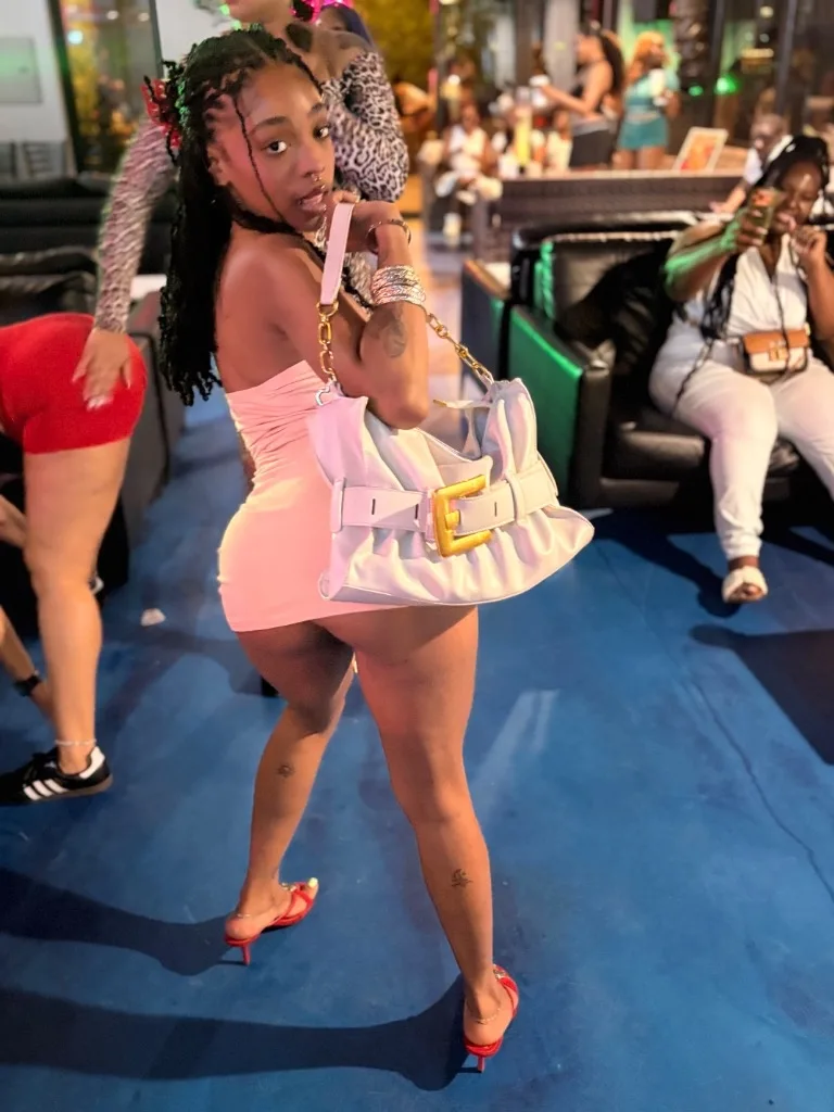 🩷🥰 OUTCALLS‼‼‼ - Photo 3 | Escort in Oak park