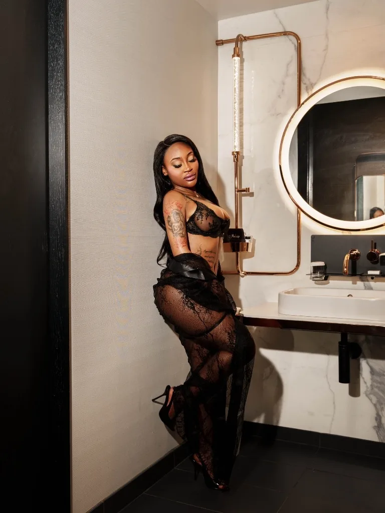 A Black Barbie, Ready to please YOU . - Photo 11 | Escort in Merrillville