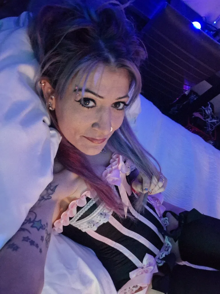 ***AVAILABLE ALLLL NIGHT***