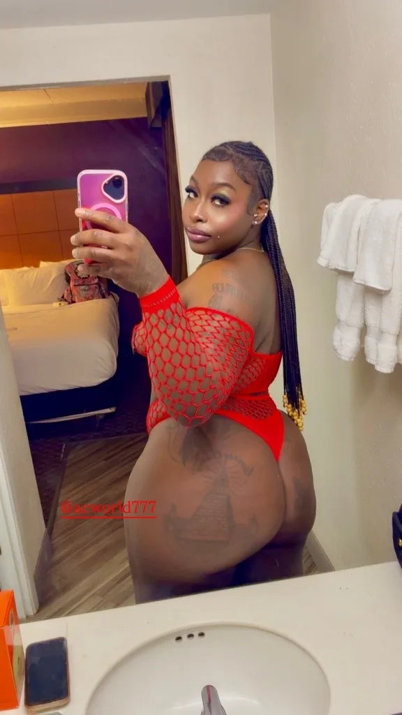 NEW YOUNG GIRL⭐HH SPECIAL RIGHT NOW⭐BURBANK⭐CAR DATE & INCALL AVAIL TIGHT CREAMY PUSSY Haitian Princess Sweet. Submissive. Dangerously addictive. Dare to find out why - Photo 5 | Escort in Burbank