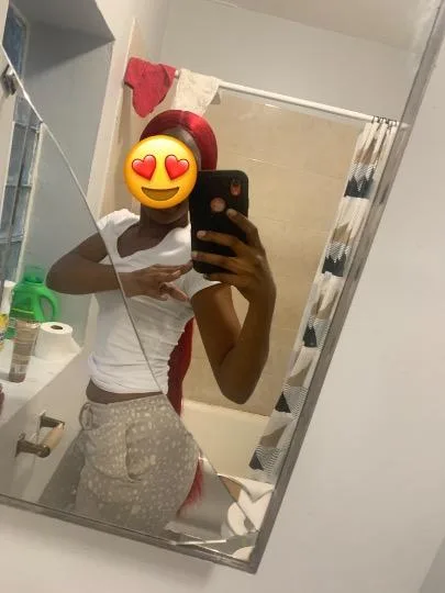 NO (((AA UNDER 35 )))) LOOKING FOR A FREAK NASTY BITCH IM IT ITS 120 QV 150 HHR 200 HR WITHOUT ANAL WITH 150 QV 200 HHR AN 250 HR PRICES ARE FIRM NO SHORTS WILL GET BLOCKED NO 100 QV - Photo 2 | Escort in DOWNTOWN CHICAGO ((OUTCALLS ONLY))