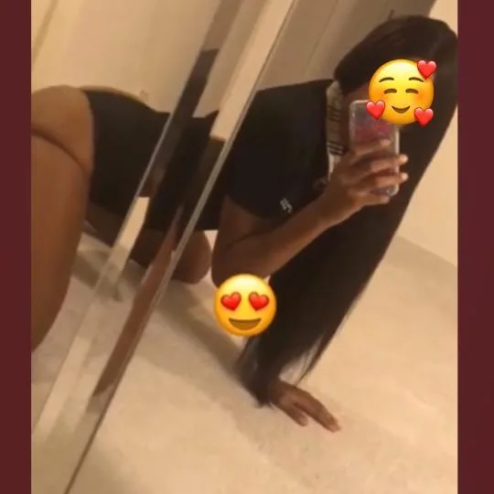 NO (((AA UNDER 35 )))) LOOKING FOR A FREAK NASTY BITCH IM IT ITS 120 QV 150 HHR 200 HR WITHOUT ANAL WITH 150 QV 200 HHR AN 250 HR PRICES ARE FIRM NO SHORTS WILL GET BLOCKED NO 100 QV - Photo 4 | Escort in DOWNTOWN CHICAGO ((OUTCALLS ONLY))