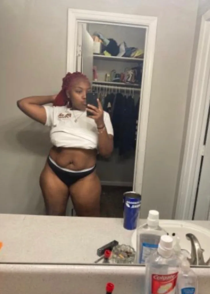 Caramel Skin With A Fat Ass , Wet Pussy A Deep Throat - Photo 4 | Escort in Chicago