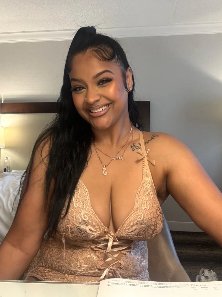 🤎BROWN BEAUTY UPSCALE INDIAN COMPANION - Photo 6 | Escort in Schaumburg