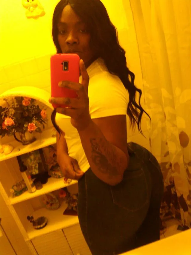 candy candy - Photo 3 | Escort in Chicago