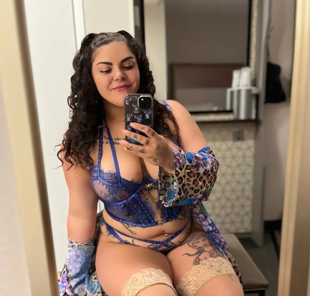 OUTCALL ONLY - Photo 2 | Escort in Chicago