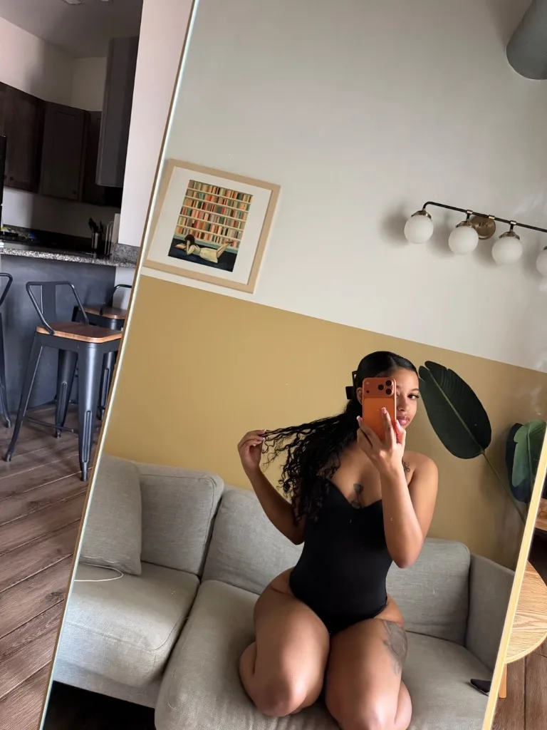 Sexy Wettt Latina - Photo 8 | Escort in Near downtown