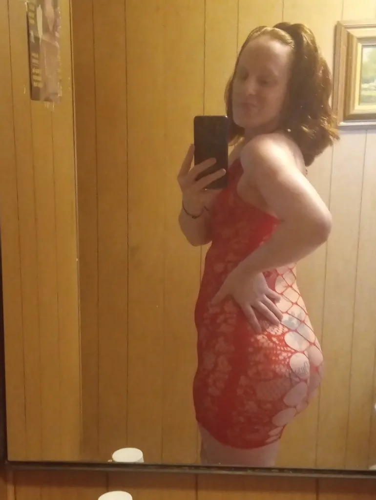 COME SEE YOUR FAVORITE BIGG JIGGLY BUTT GINGER PAWG - Photo 5 | Escort in CHICAGO SOUTH 100's SOUTH SIDE WEST PULLMAN ROSELAND AREA