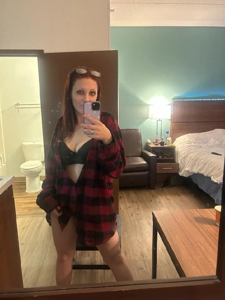SPICY SATURDAY BOYS CUM HEAT THINGS UP WITH ME - Photo 11 | Escort in Elk Grove