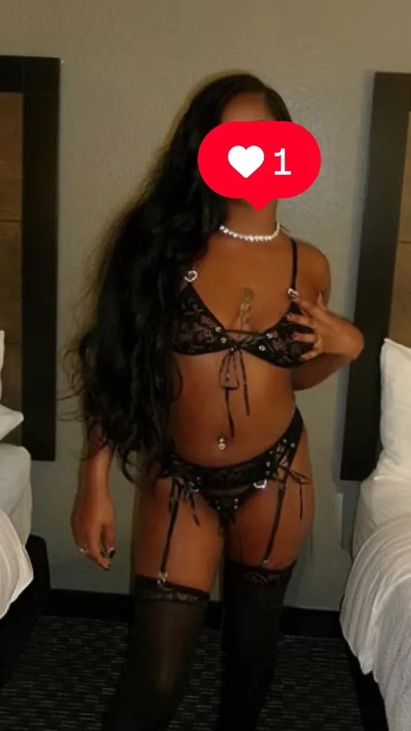 northside or elgin ready to meet outcall My price is my price also have google meet or facetime - Photo 3 | Escort in Chicago
