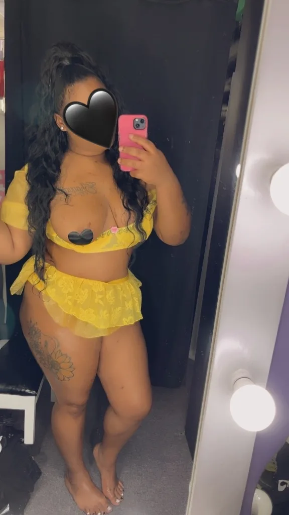Qv cum get you some Deep throat Incalls available / Uber required for outs - Photo 6 | Escort in East