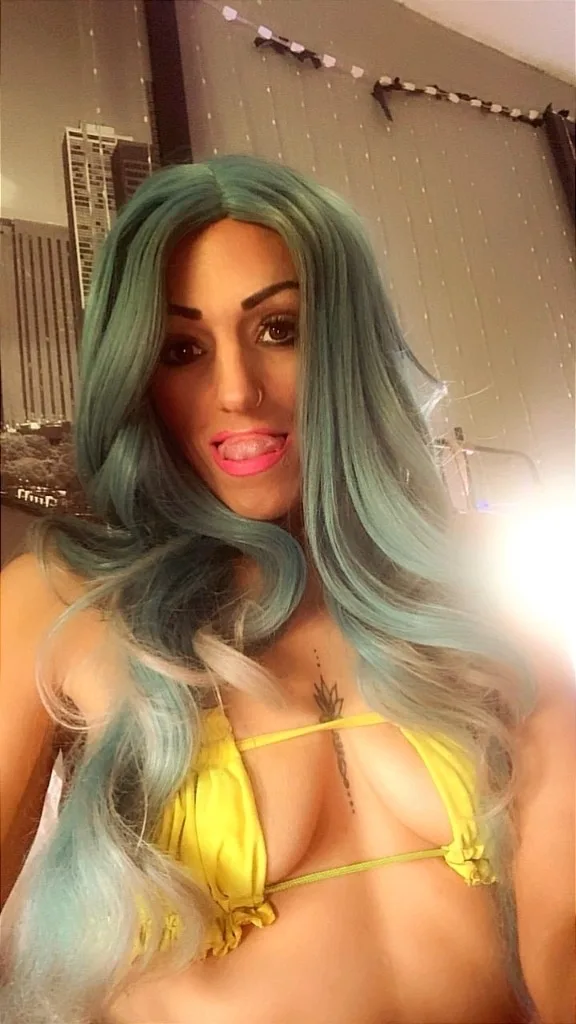 XTRA..XTRA..READ ALL ABOUT IT!"THE MOST FAMOUS..FAVORITE..FUN..FIERCE..FREAKY..FLIRTY..& WICKED FUCKIN FOXY BOBBiiE DOLL'S HOSTIN "TEASE-N-PLEASE" "TRY-ME-OUTS FOR "FORE-PLAY FRIDAY!"TiiCK.TOCK - Photo 12 | Escort in JOLIET