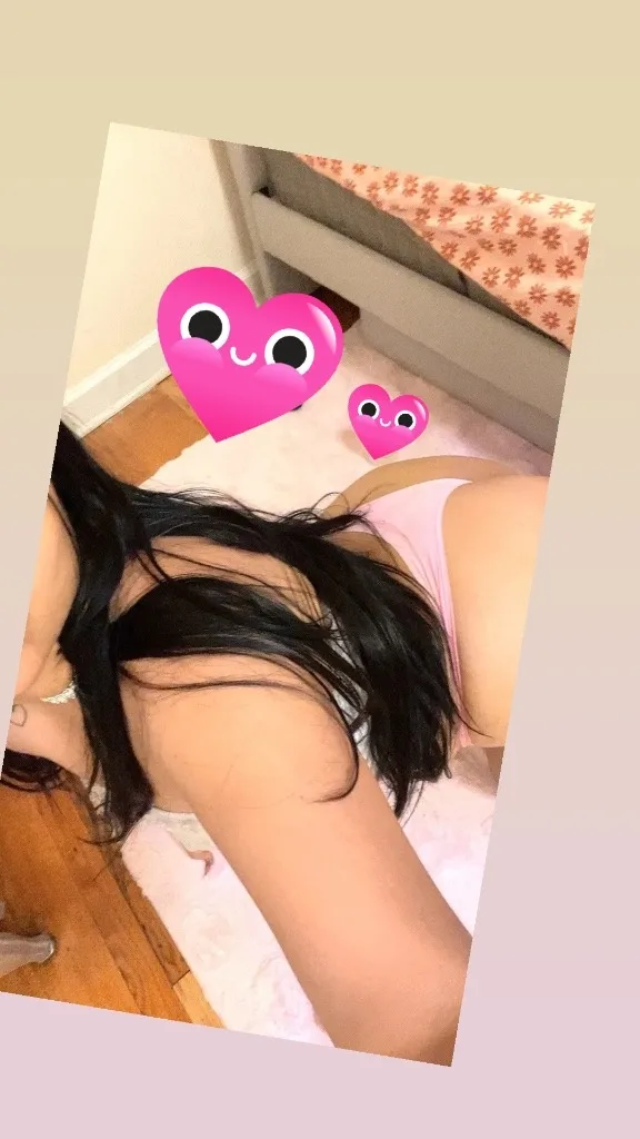 miia - Photo 2 | Escort in Cicero y Roosbet