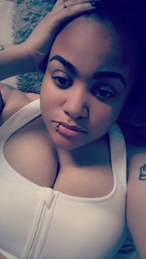 cardates, incalls, outcalls, Facetime showsKinks available - Photo 3 | Escort in ChicagoLand Area