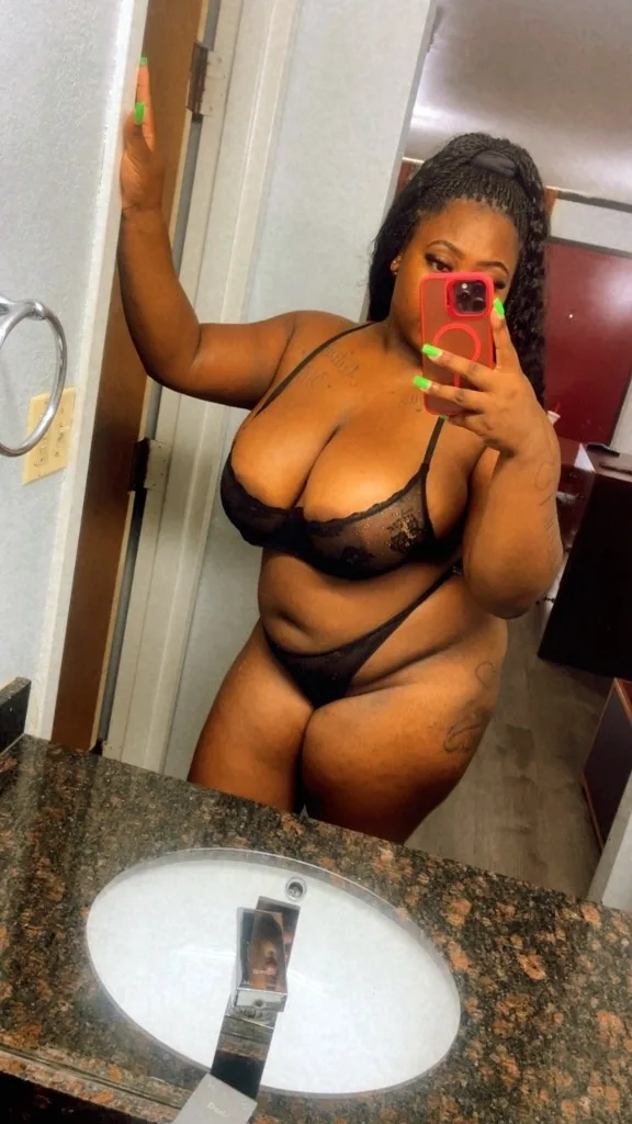 100$ Qv Specials Incall Only - Photo 2 | Escort in West Side Chicago