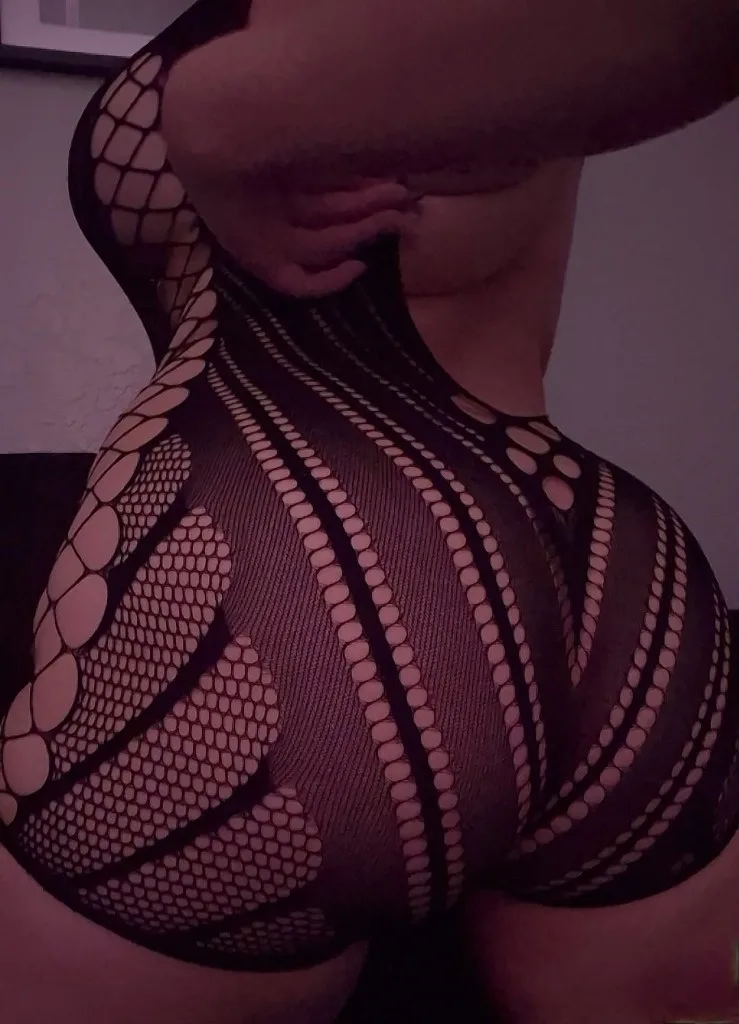 Weekday SPECIALS 🥵 - Photo 5 | Escort in Rockford Area Outcalls