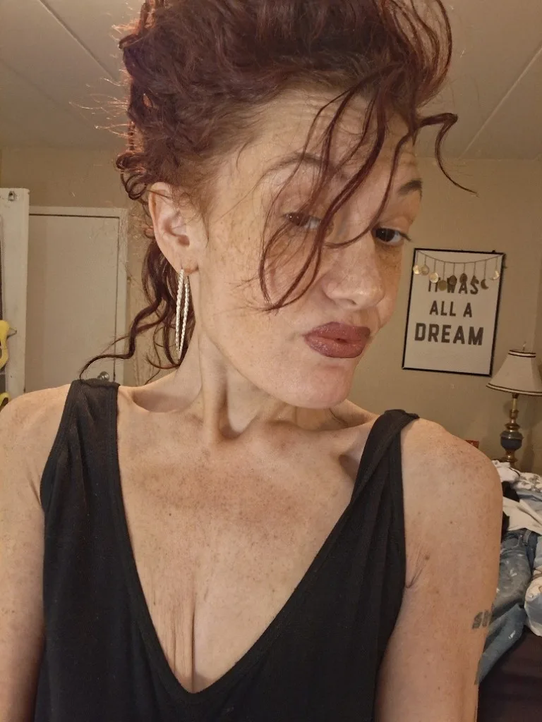 Fun Latina incall/outcall Verified friendly and down to earth. Pretty Milf Let's do it! - Photo 2 | Escort in Rogers Park