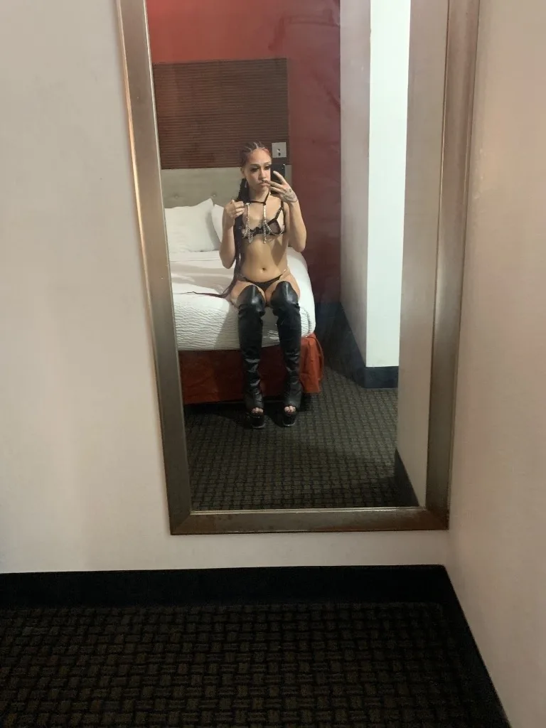 slim redbone tight and wet