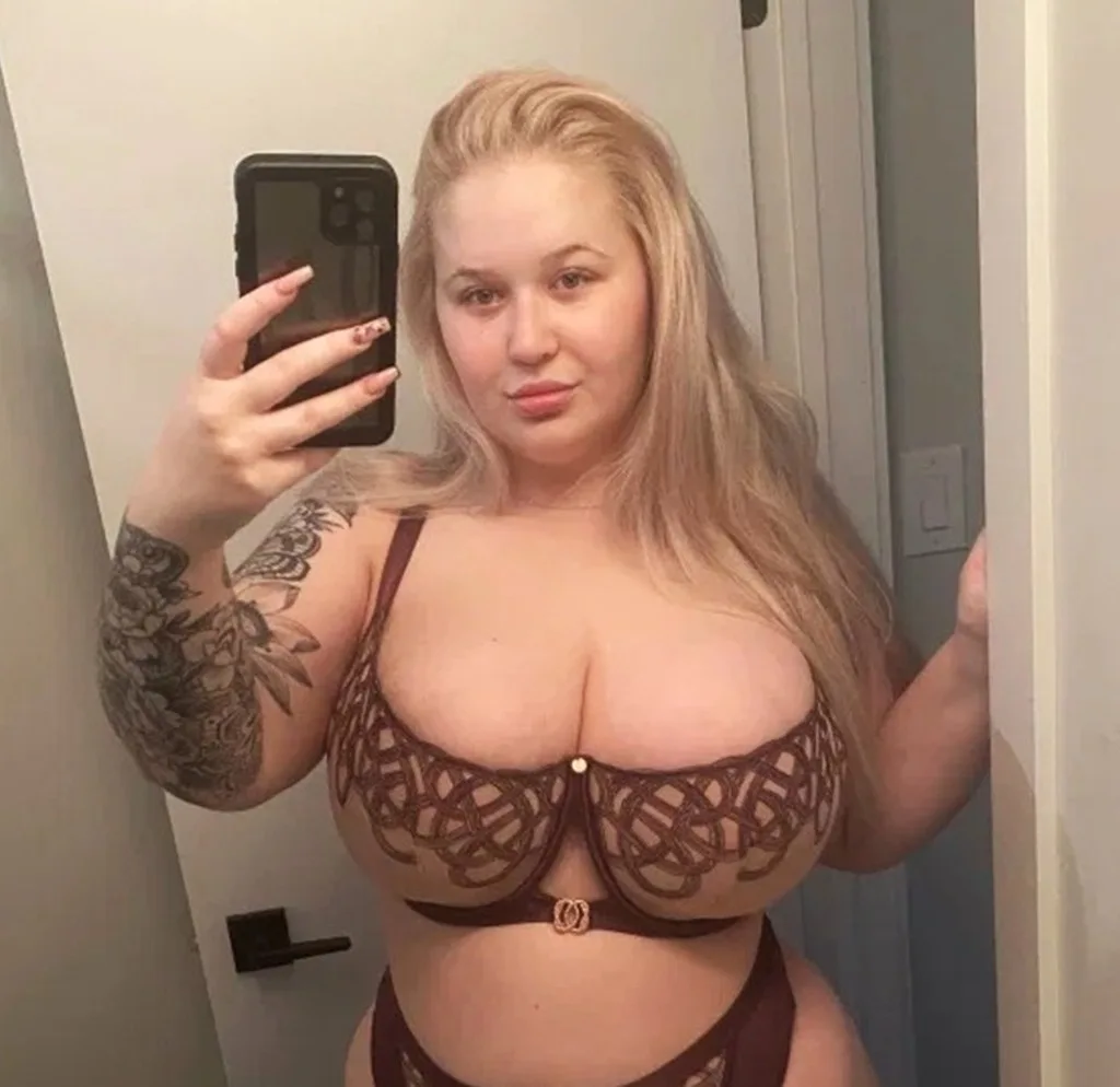 I love having a good time and meeting new peo.ple Incall outcall