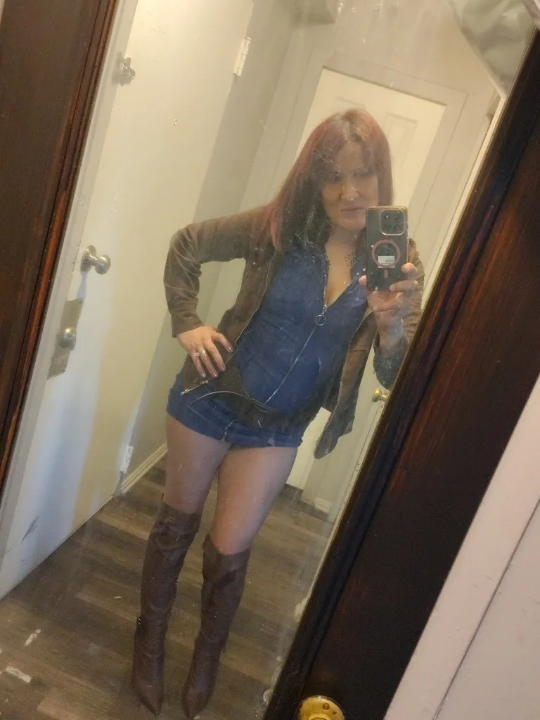 Cum play with me. Im doing outcalls and incalls! Want a Real Sexy woman Here I am..!!!! Text Me🥰🥰 - Photo 2 | Escort in Chicago