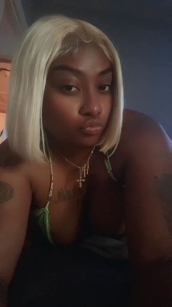 hiii sexy - Photo 4 | Escort in South shore
