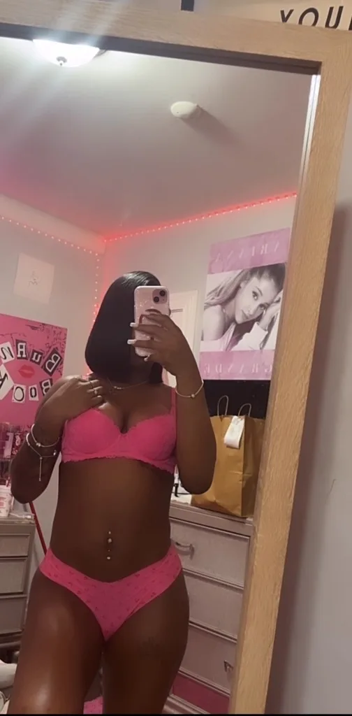 TIGHT LIKE AN VIRGIN SQUEAKY! - Photo 4 | Escort in Southside