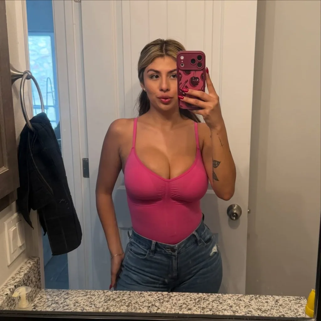 Avaliable For Incall ,Outcall or Carcall 24/7Let’s have some fun BabeI sell video - Photo 3 | Escort in Chicago